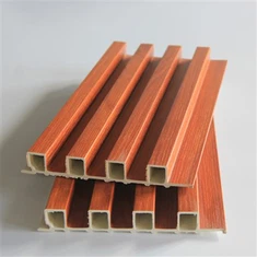 Sisustus WPC -seinäpaneeli