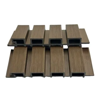 WPC ulkoseinäpaneeli